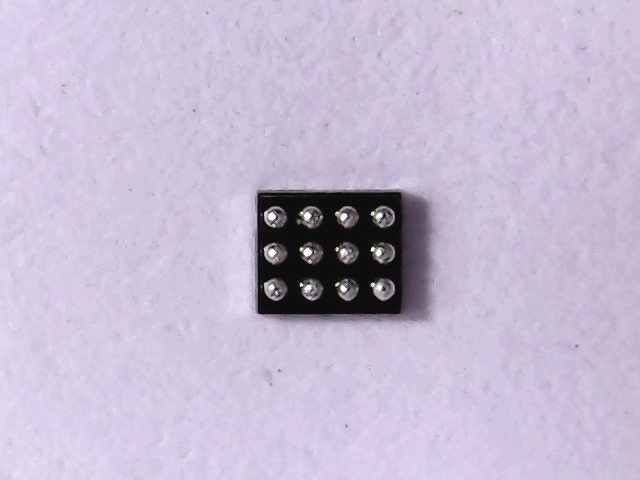 CIRCUITO INTEGRADO IC U1502 83G9 12 PINES RETROILUMINACION LUZ IPHONE 6G 4.7 6G PLUS 5.5