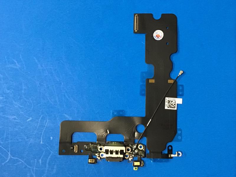FLEX RACK DE CARGA MICROFONO IPHONE 7G PLUS 5.5 NEGRO