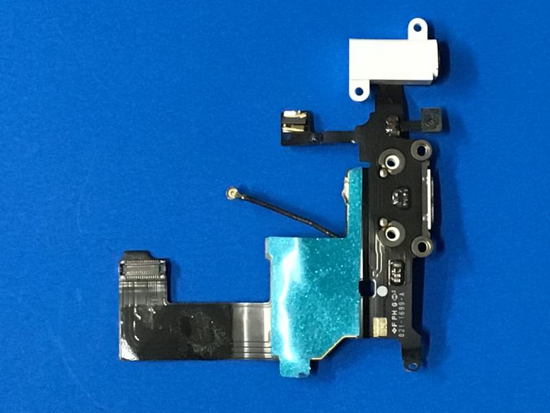FLEX RACK DE CARGA MICROFONO JACK AUDIO IPHONE 5G A1429 BLANCO