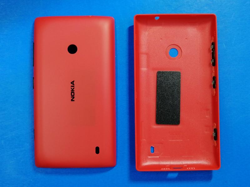 TAPA NOKIA LUMIA 520 ROJA SIN MARCO