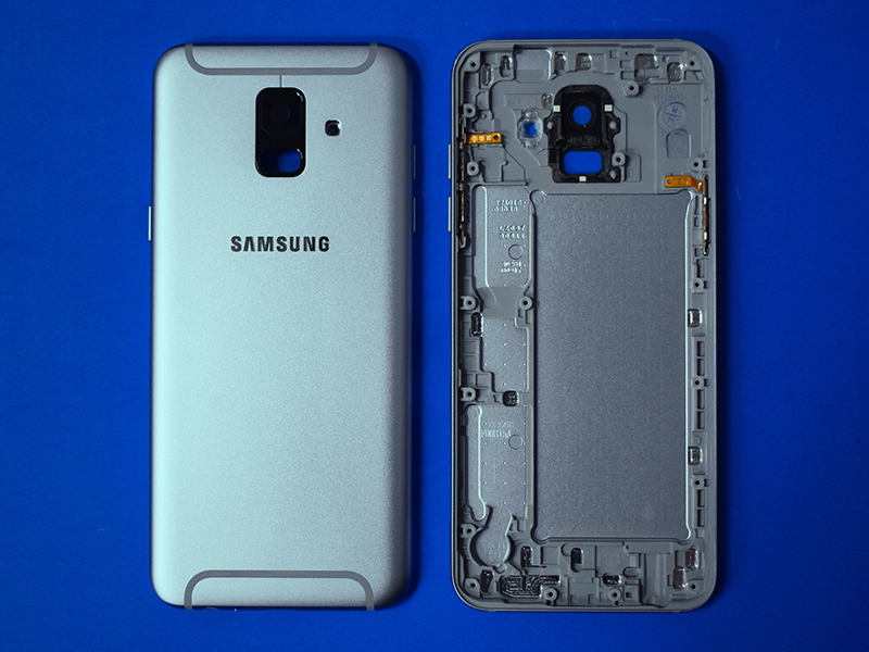 TAPA SAMSUNG GALAXY A6 2018 A600 CELESTE CON MARCO